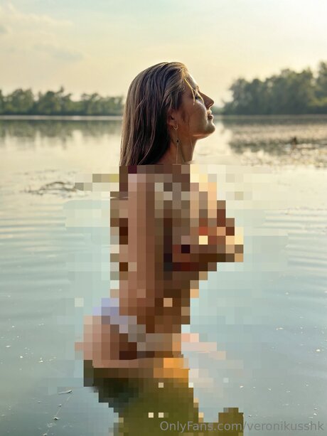 Veronikusshk model exclusive image