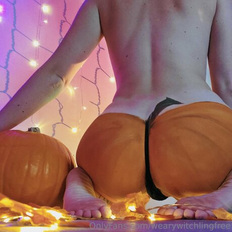 Wearywitchlingfree Profile pic