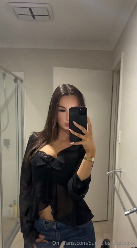 Ourlittlesecretxoxx hd model picture