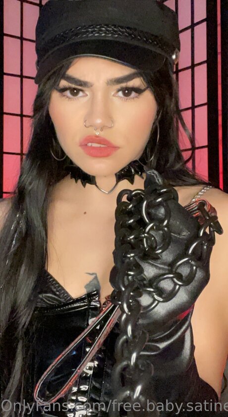 Free Baby Satine model adult gallery