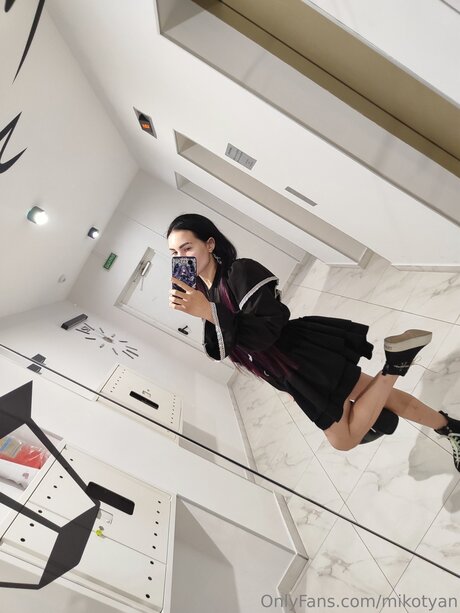 Mikotyan art actress img