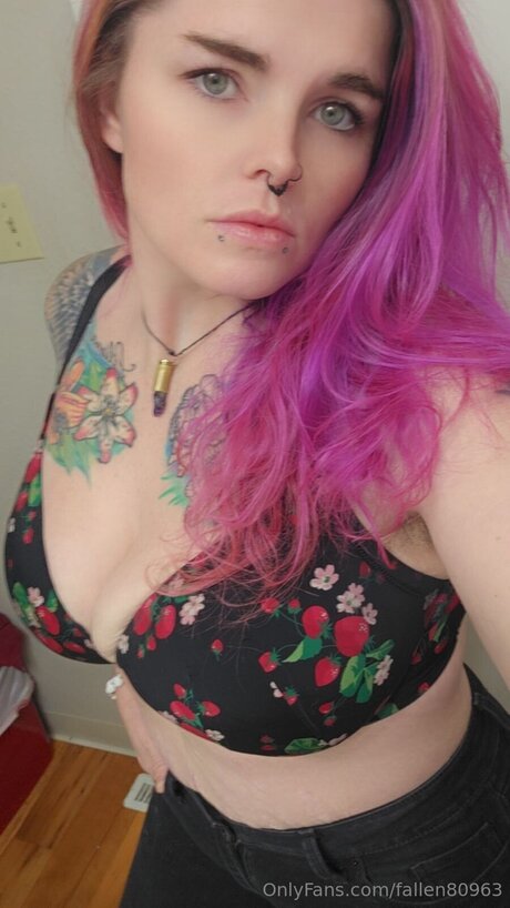 Fallen80963 nude actress images