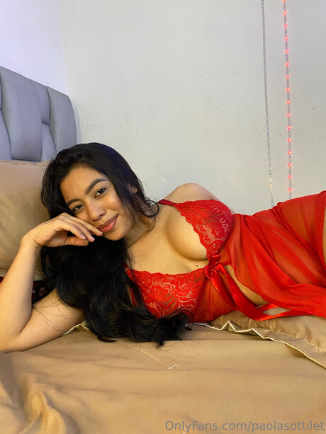 Lalatinapaola adult star image