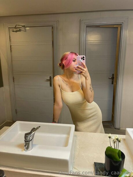 Sandy Caaandy nude star picture