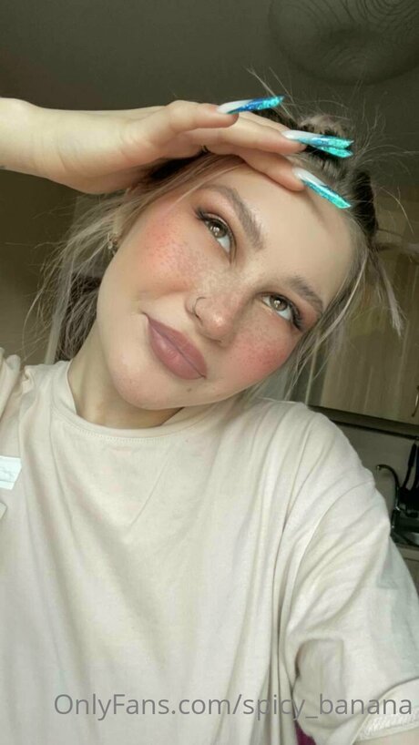 Sandy Caaandy pornographic model image