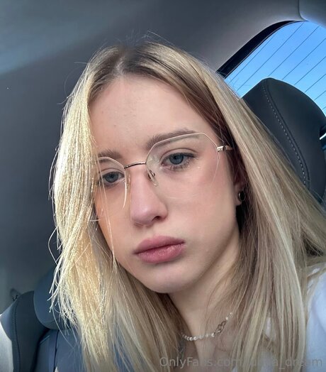 Lunaa Dream Profile pic