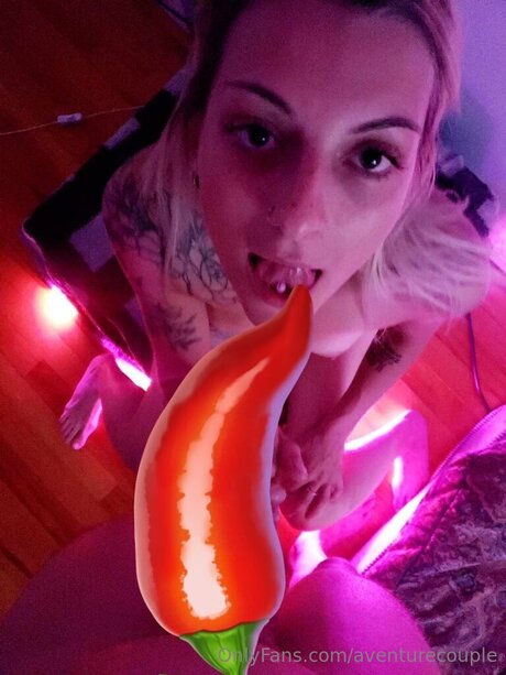 Aventurecouple sex pornstar pic