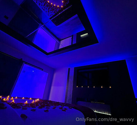 Dre Wavvy erotic actress pic