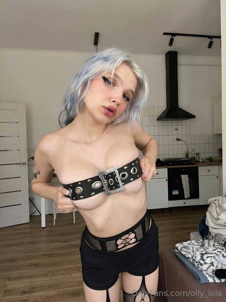 Olly Lola nudes pornstar archive