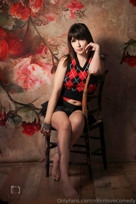 Robinlovecomedy sex model img