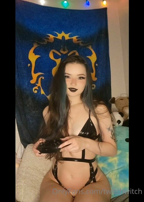 Twitchwitch sexy model pic