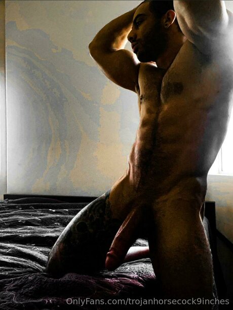 Trojanhorsecock9inches star high quality photos