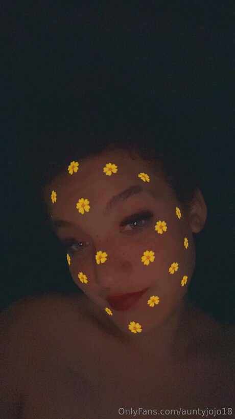 Auntyjojo18 erotic star image