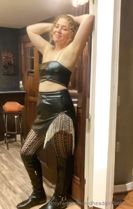 Redheadgirlfantasy nudes actress photo