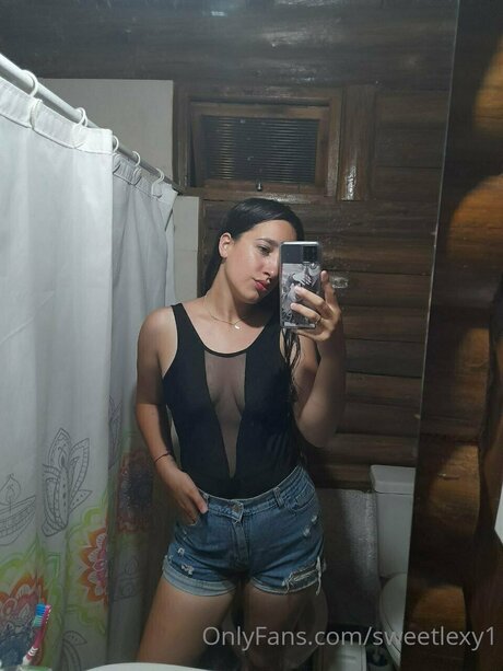 Sweetlexy1 sex pornstar pics