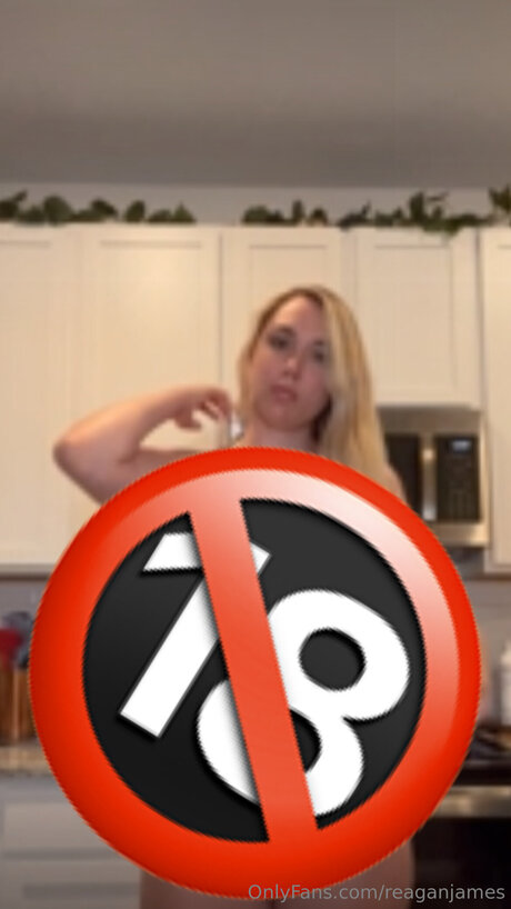 Reaganjames model high quality picture