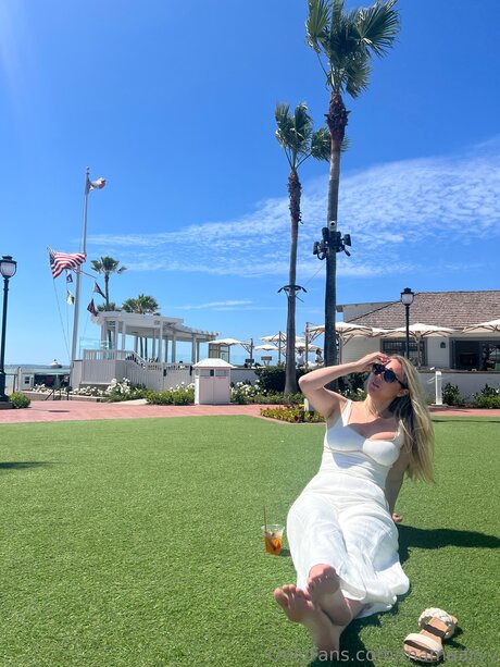 Reaganjames hot model image