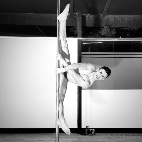 Flakovillatoro model free pictures