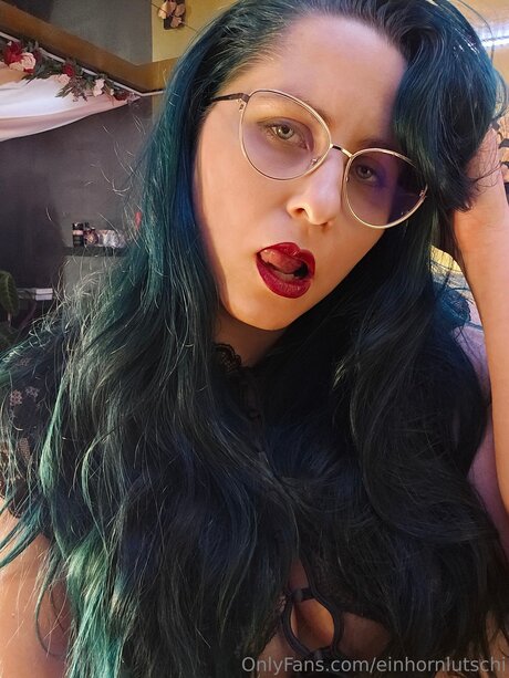 Einhornlutschi erotic model photos