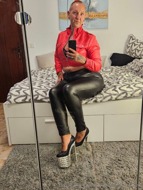 Tattoosemmafree model nude photos