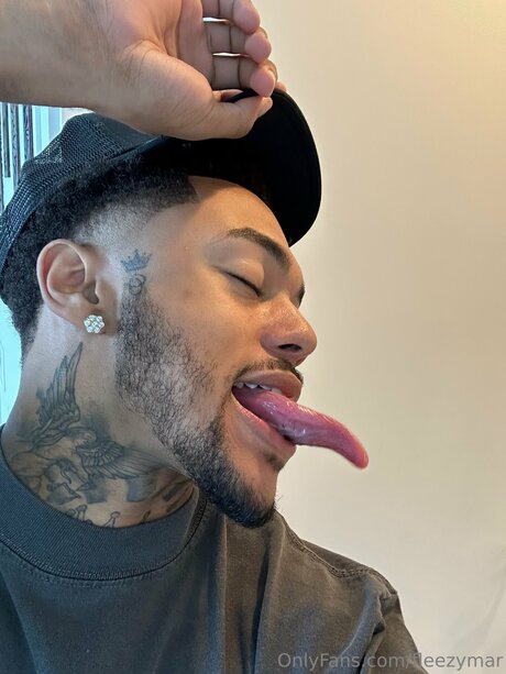 Omarlwc pornstar pics