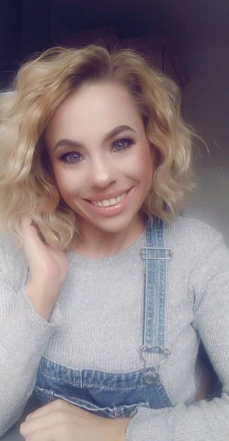 Roxannahart model perfect galleries