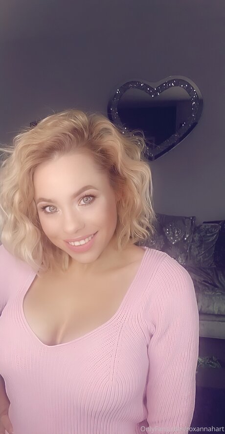 Roxannahart high quality star image