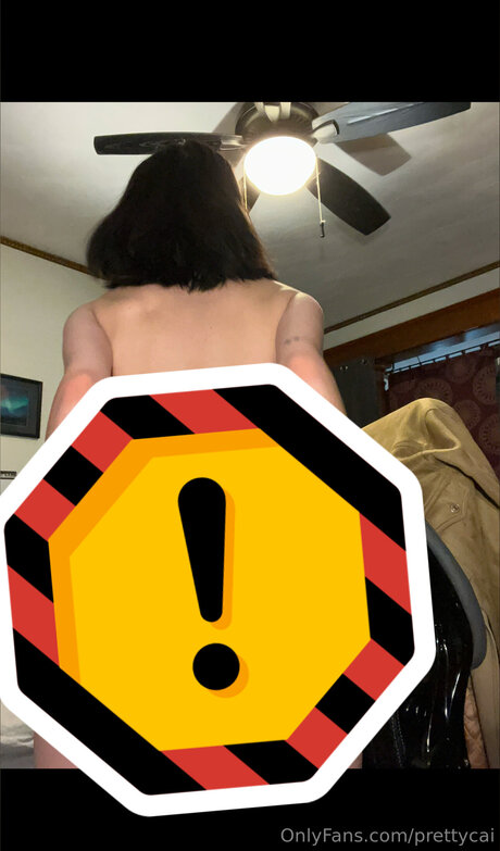 Prettycai model naked archive