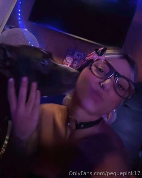 Pequepink17 high quality pornstar pic
