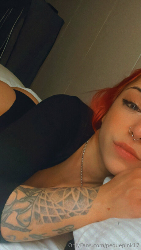 Pequepink17 hd actress img