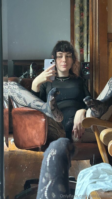 Alleycatnai star sex archive