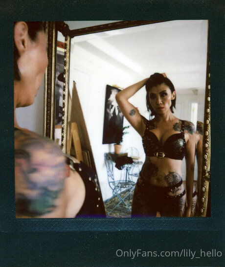 Hello Hello Lil pretty actress picture