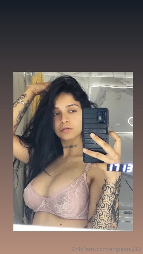 Angieonly12 pornstar sex pictures