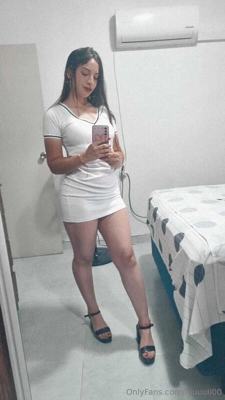 Luuuuli00 sex model pics