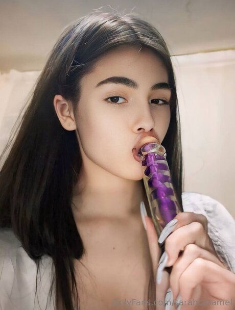 Sarahcaramel nudes pornstar image