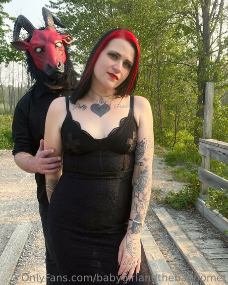 Babygirlandthebaphomet porn model img