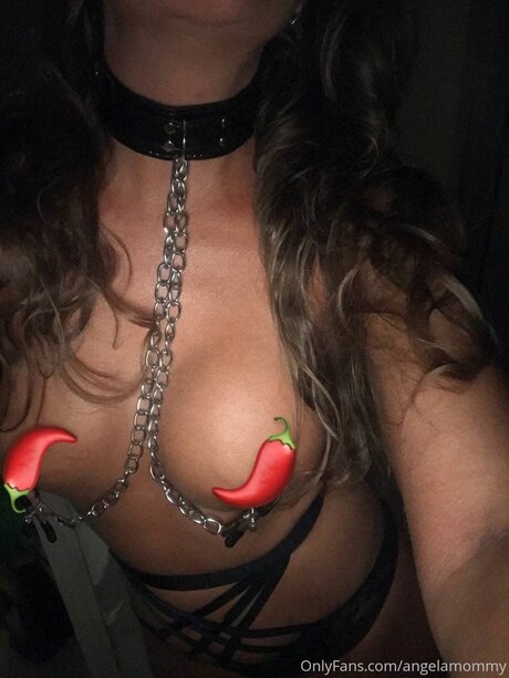 Angellllozozo pornographic model picture