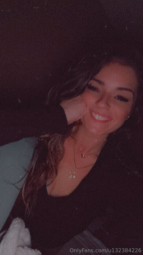 U132384226 hd star images