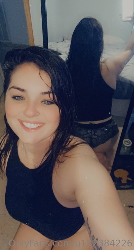 U132384226 actress gallery