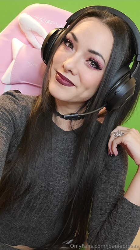 Joaniebrosas nudes actress pics