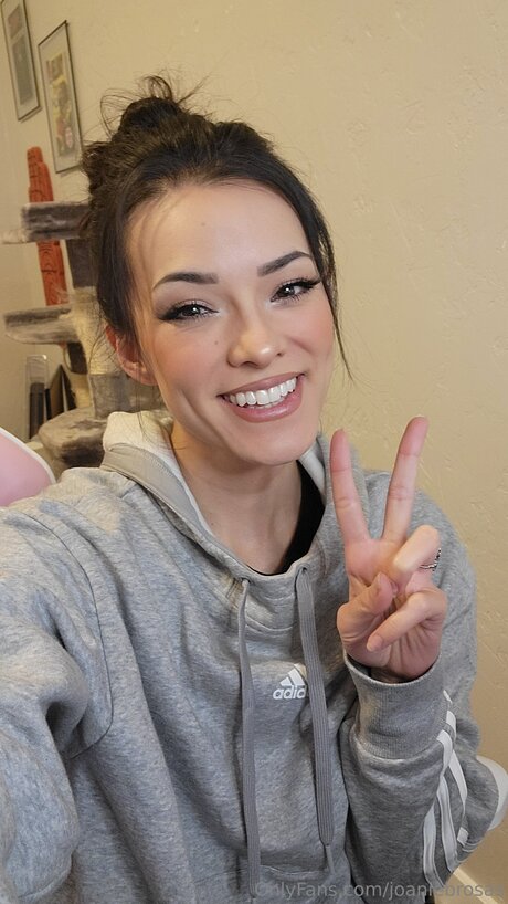 Joaniebrosas actress photo