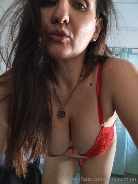 Lunajazminn beautiful actress pictures