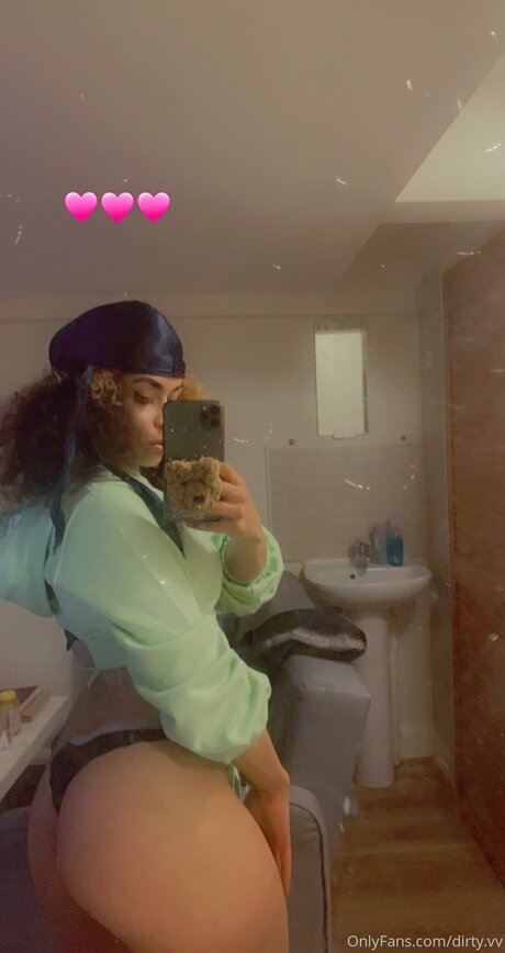 Dirty Vv star nude picture