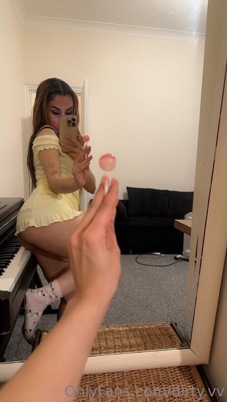 Dirty Vv perfect model archive