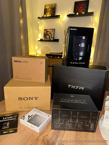 Lovehershoess star adult galleries