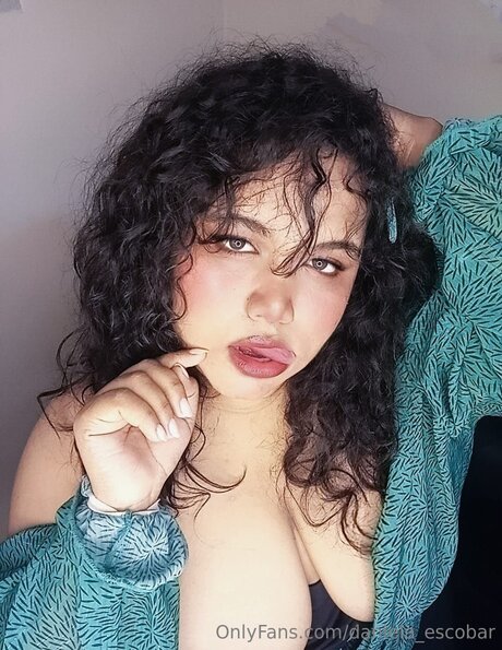 Daniela Escobar pornstar nice img