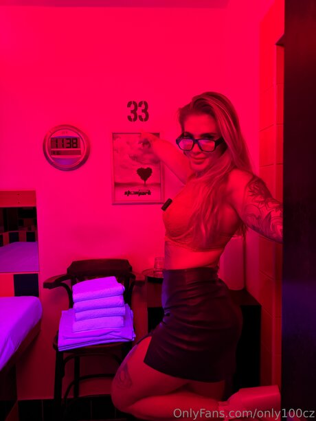 Only100cz nude star pics