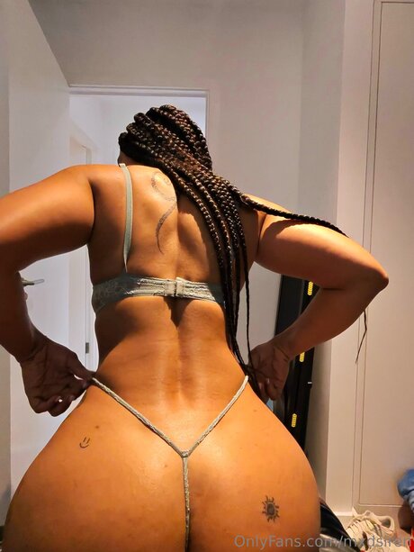 Mxdsiren art actress images