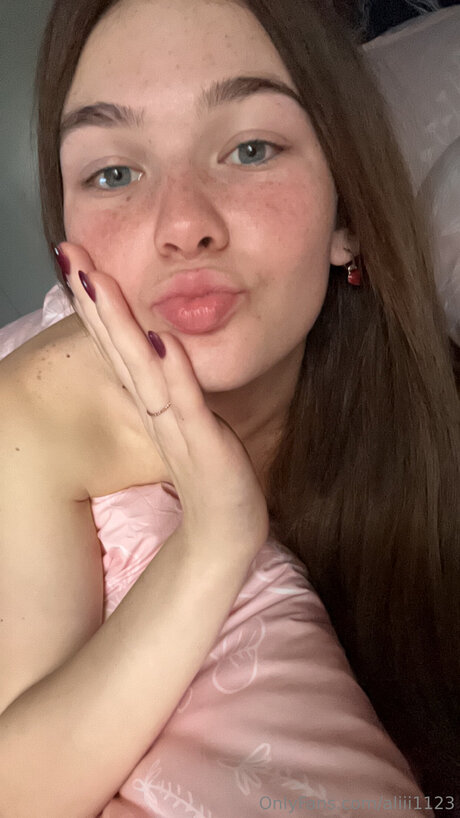 Aliii1123 model beautiful gallery