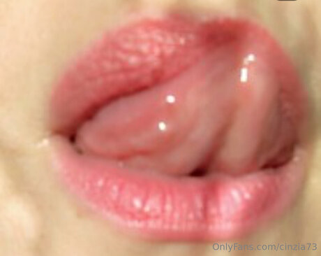 Cinzia73 porn model galleries